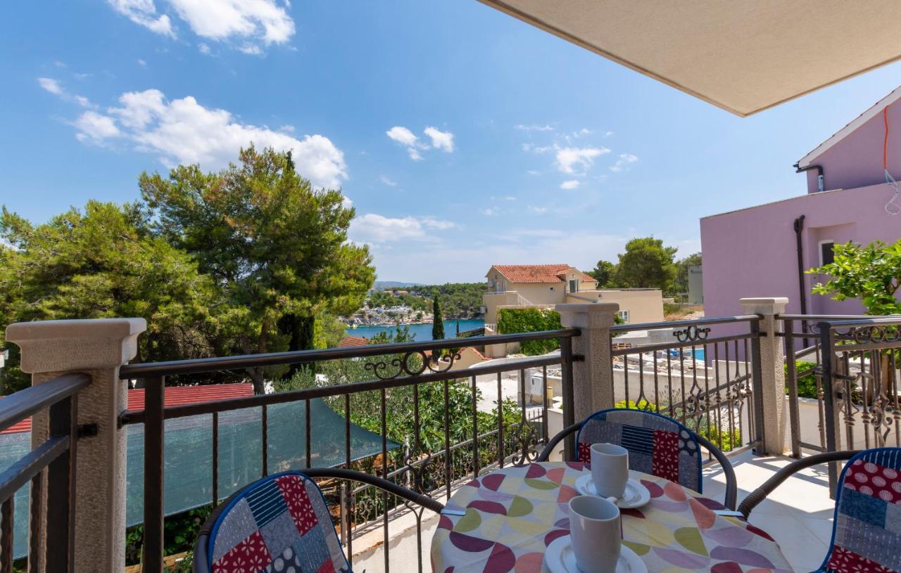 Apartments Listes Milna  Dış mekan fotoğraf