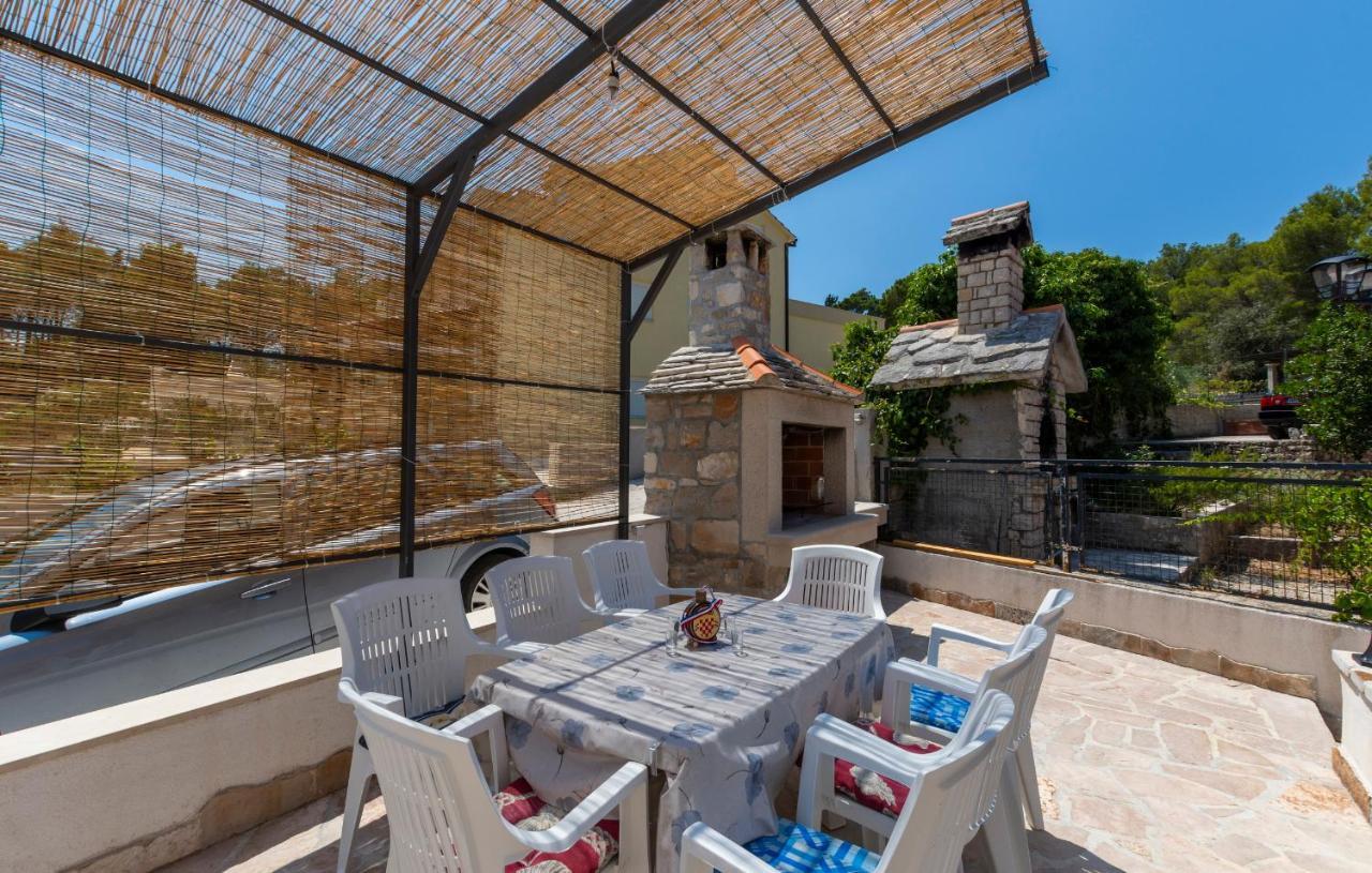Apartments Listes Milna  Dış mekan fotoğraf