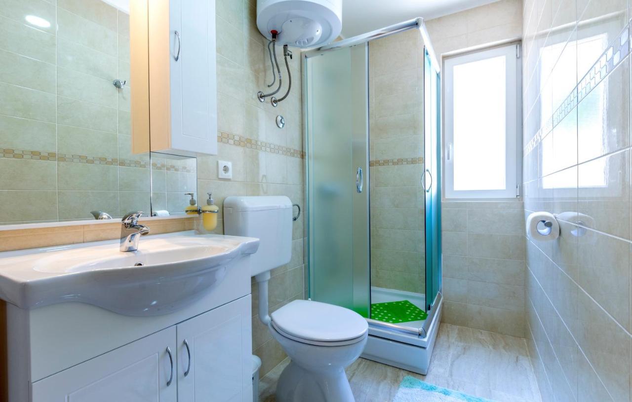 Apartments Listes Milna  Dış mekan fotoğraf