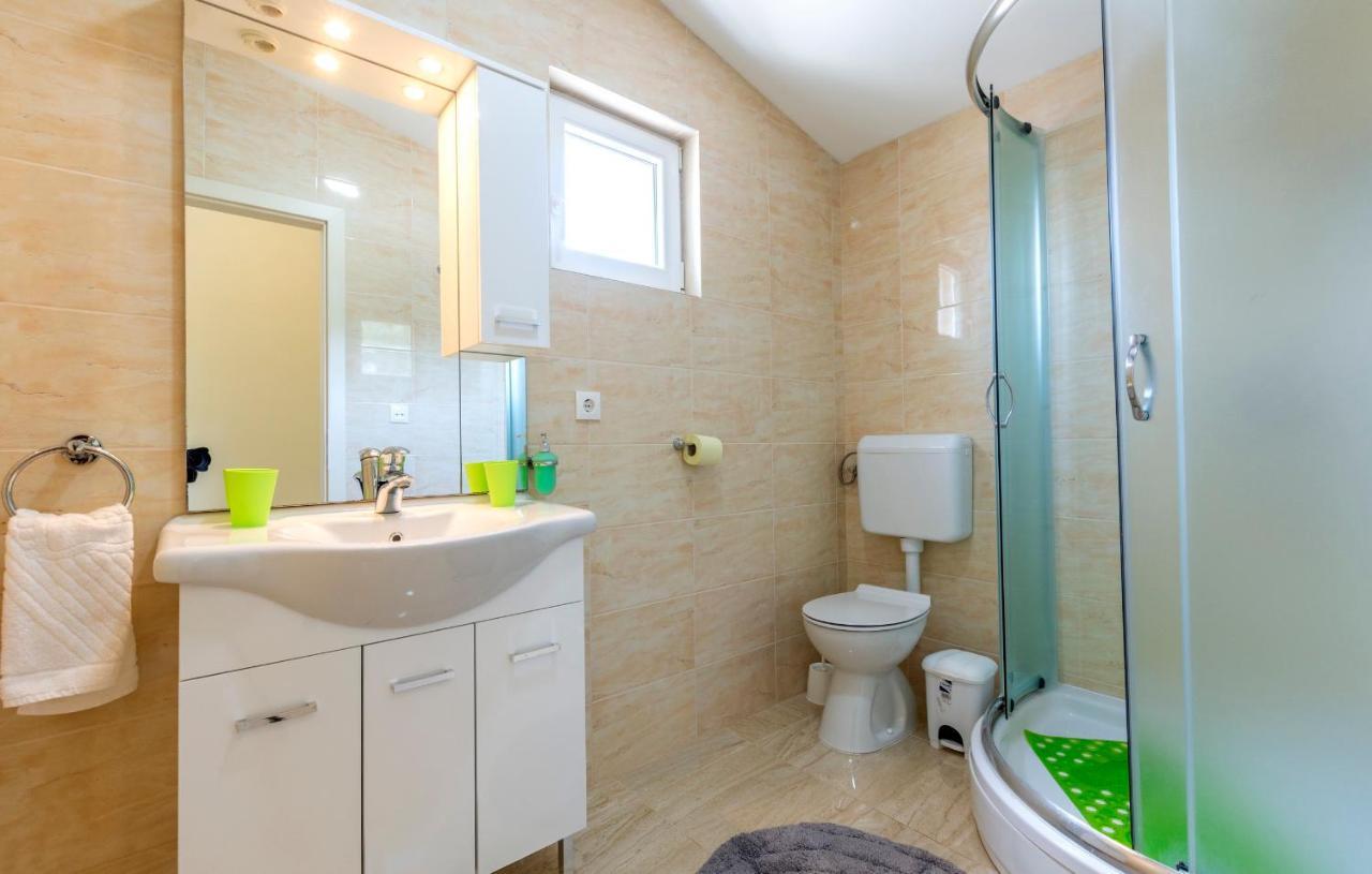 Apartments Listes Milna  Dış mekan fotoğraf