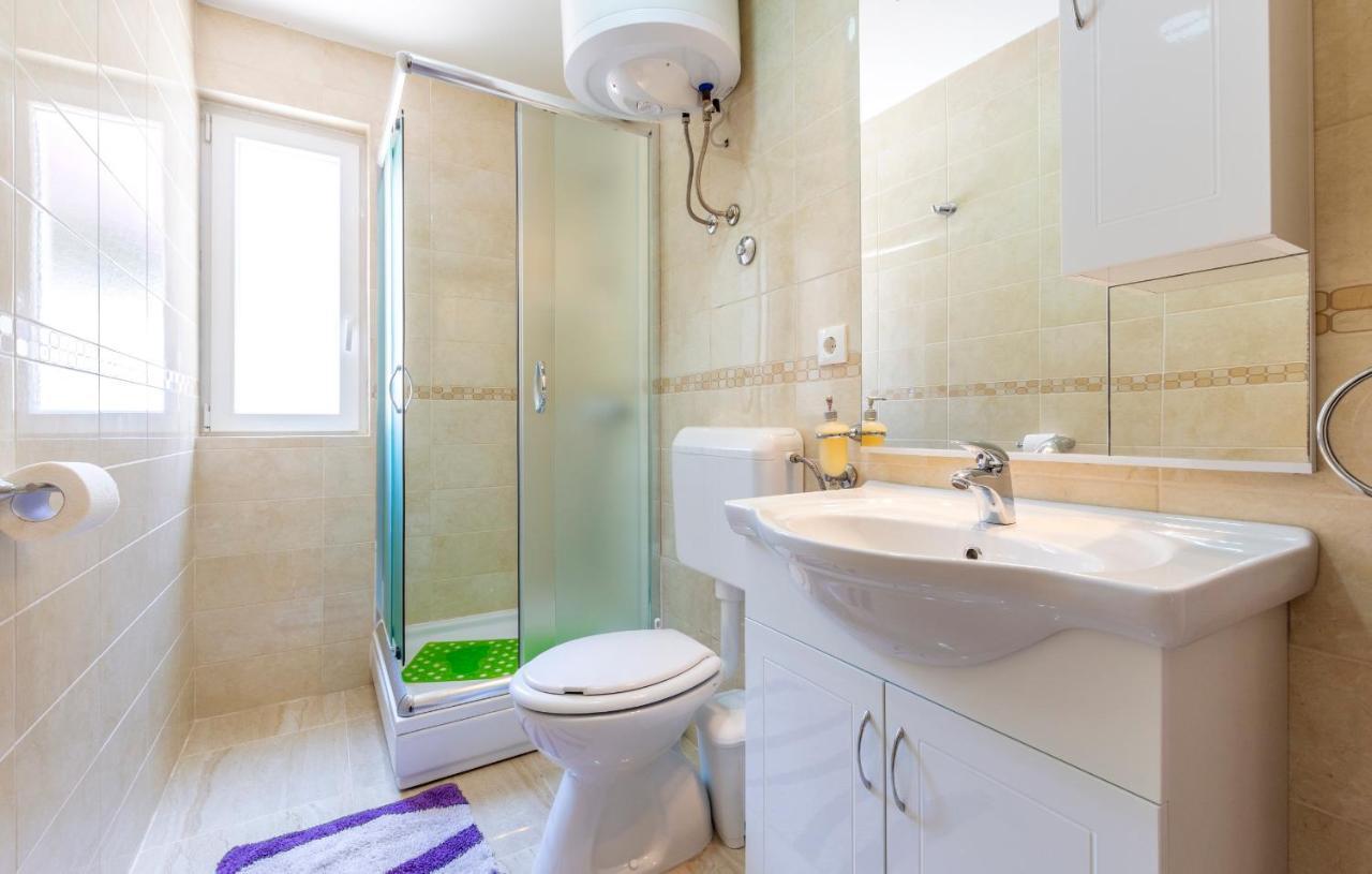 Apartments Listes Milna  Dış mekan fotoğraf