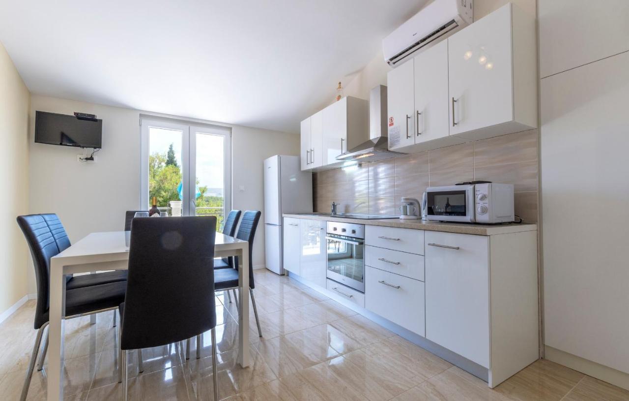 Apartments Listes Milna  Dış mekan fotoğraf